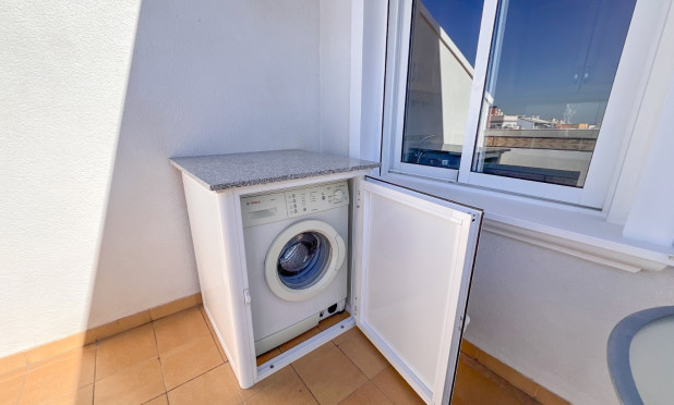 Resale - Apartment / flat - Torrevieja - torrevieja