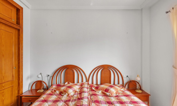 Resale - Apartment / flat - Orihuela - Villamartin
