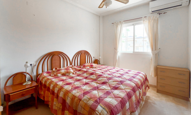 Resale - Apartment / flat - Orihuela - Villamartin