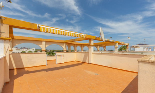 Resale - Apartment / flat - Orihuela - Villamartin