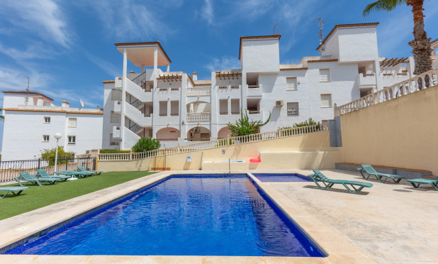 Resale - Apartment / flat - Orihuela - Villamartin