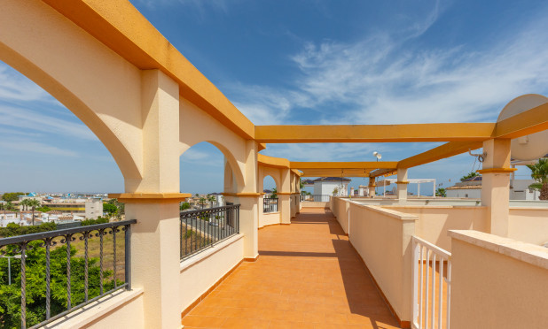 Resale - Apartment / flat - Orihuela - Villamartin