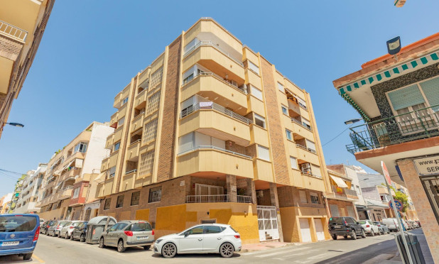 Resale - Apartment / flat - Torrevieja - Playa del Cura