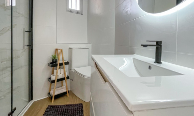 Resale - Apartment / flat - Orihuela Costa - Cabo Roig