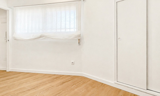 Resale - Apartment / flat - Orihuela Costa - Cabo Roig