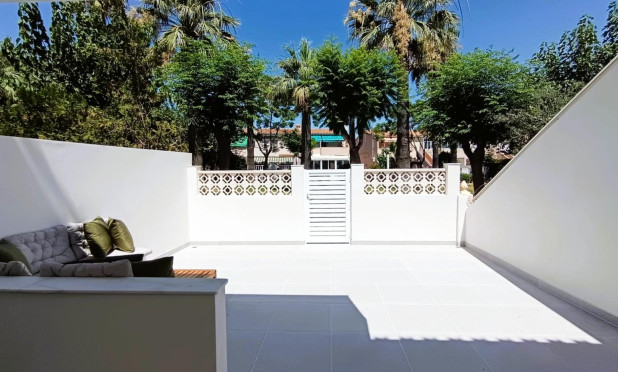 Resale - Townhouse - Orihuela Costa - La Regia