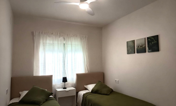 Resale - Townhouse - Orihuela Costa - La Regia