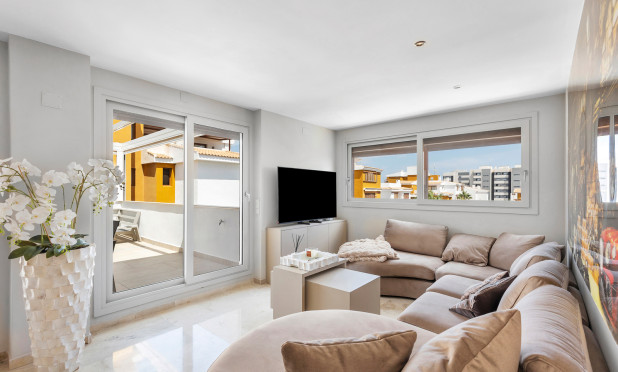 Resale - Apartment / flat - Torrevieja - Punta Prima