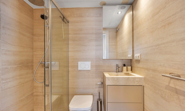 Resale - Apartment / flat - Torrevieja - Punta Prima