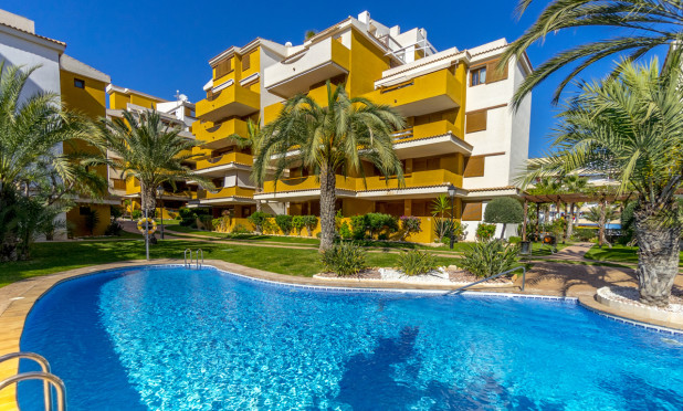 Resale - Apartment / flat - Torrevieja - Punta Prima