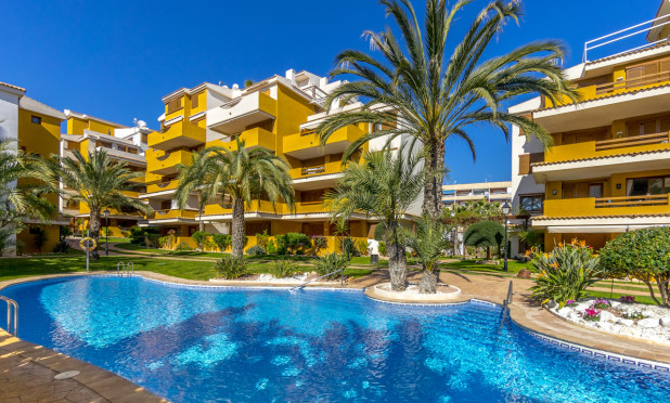 Resale - Apartment / flat - Torrevieja - Punta Prima