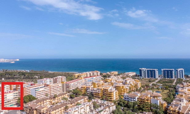 Resale - Apartment / flat - Torrevieja - Punta Prima