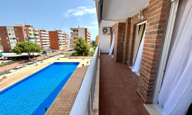Resale - Apartment / flat - Torrevieja - Punta Prima