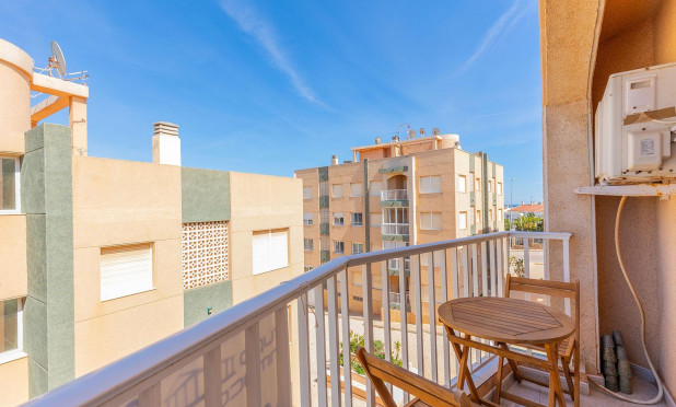 Resale - Apartment / flat - Torrevieja - Cabo Cervera