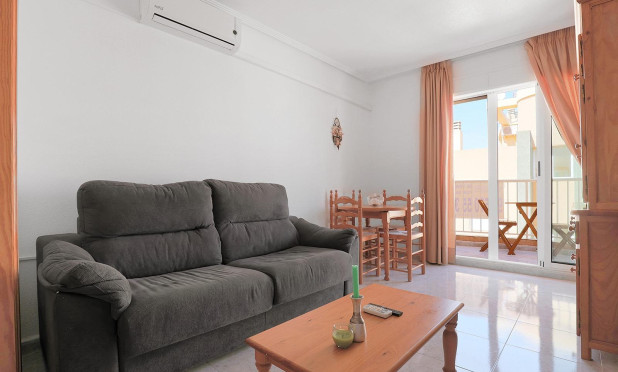 Resale - Apartment / flat - Torrevieja - Cabo Cervera