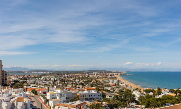 Resale - Apartment / flat - Torrevieja - Cabo Cervera