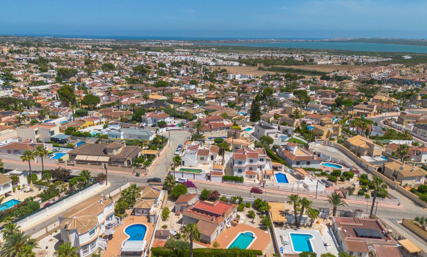 Resale - Villa - Rojales - Centro de la Ciudad Quesada
