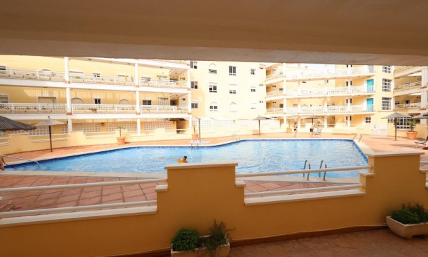 Resale - Apartment / flat - Orihuela Costa - Campoamor