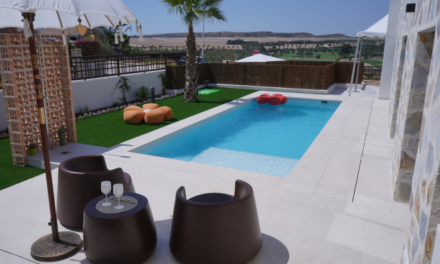 Obra nueva - Villa - La Finca Golf