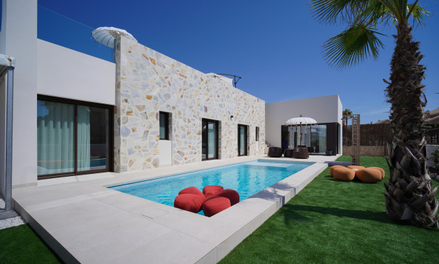 Obra nueva - Villa - La Finca Golf