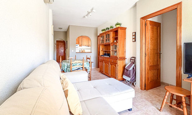 Resale - Apartment / flat - Torrevieja - Parque de las Naciones