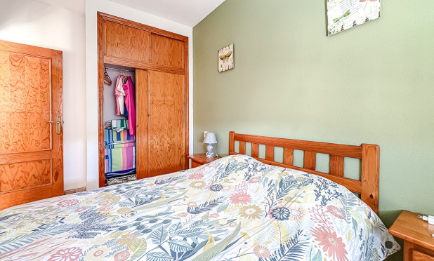 Resale - Apartment / flat - Torrevieja - Parque de las Naciones