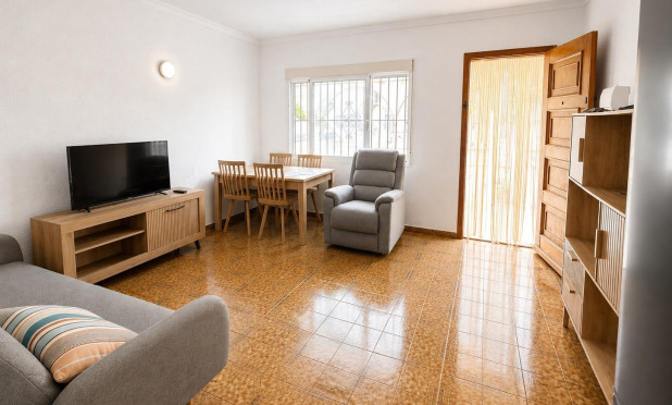 Resale - Townhouse - Torrevieja - Torre del moro