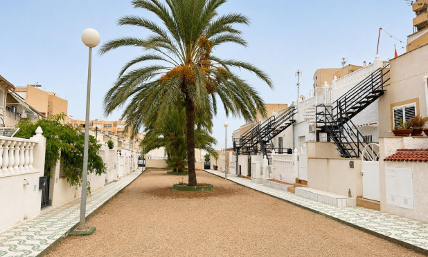 Resale - Townhouse - Torrevieja - Torre del moro