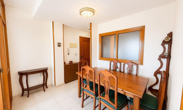 Resale - Apartment / flat - Torrevieja - Torre del moro