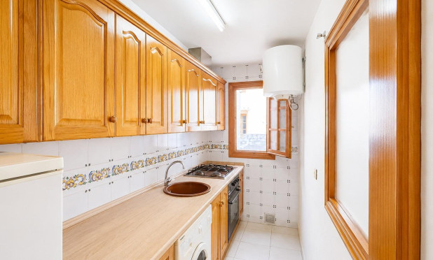 Resale - Apartment / flat - Torrevieja - Torre del moro