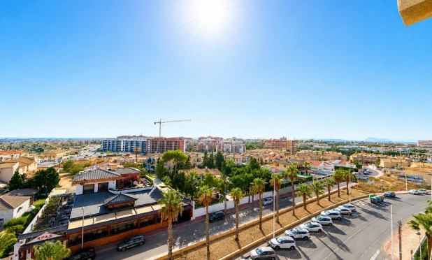 Resale - Apartment / flat - Torrevieja - Torre del moro