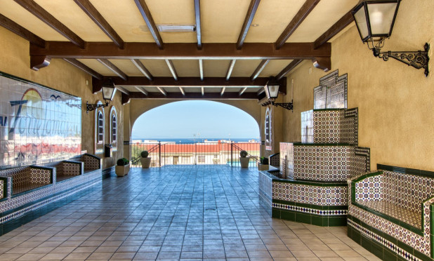 Resale - Apartment / flat - Torrevieja - Torre del moro