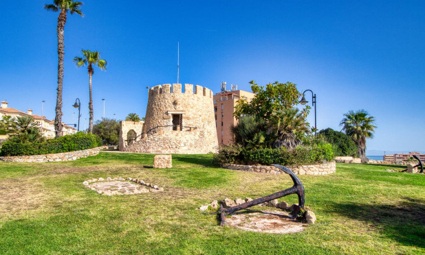 Resale - Apartment / flat - Torrevieja - Torre del moro