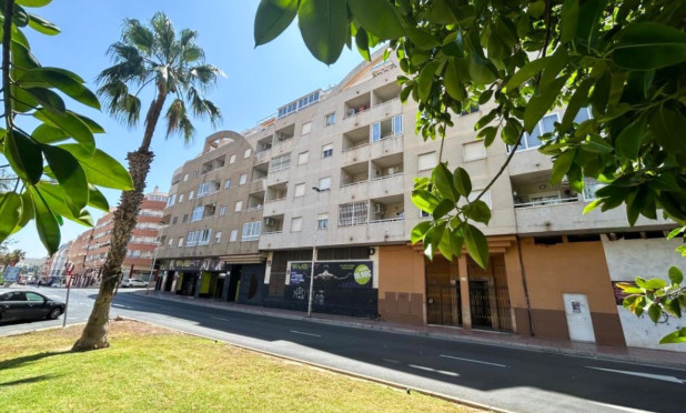 Revente - Appartement - Torrevieja - Centro