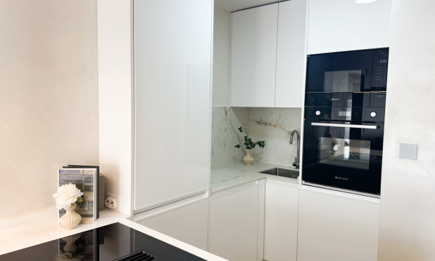 Revente - Appartement - Torrevieja - Centro