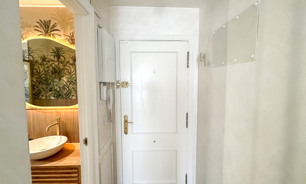 Revente - Appartement - Torrevieja - Centro