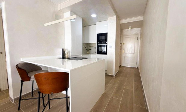 Revente - Appartement - Torrevieja - Centro