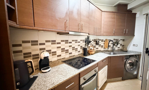 Revente - Appartement - Torrevieja - Centro