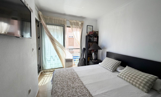 Revente - Appartement - Torrevieja - Centro