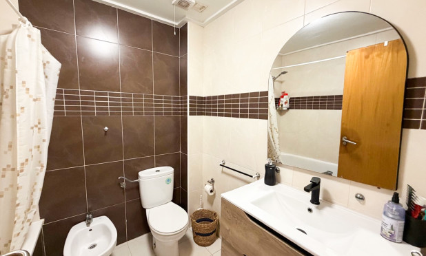 Revente - Appartement - Torrevieja - Centro
