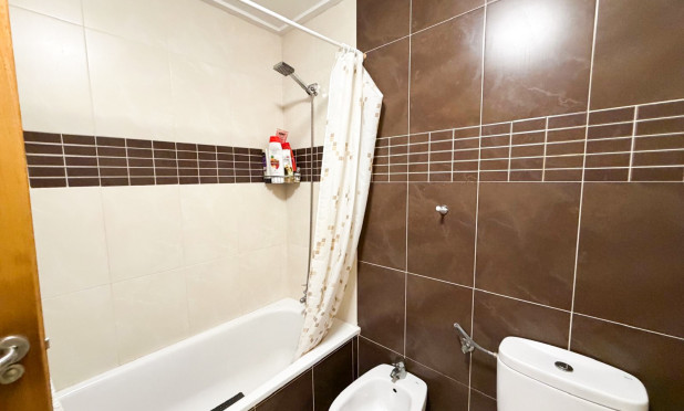 Revente - Appartement - Torrevieja - Centro
