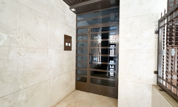 Revente - Appartement - Torrevieja - Playa de los Locos