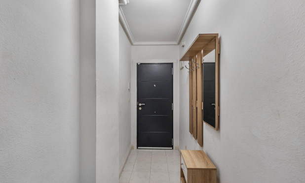 Resale - Apartment / flat - Torrevieja - Centro