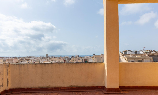 Resale - Apartment / flat - Torrevieja - Centro
