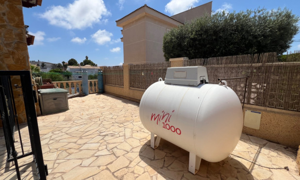 Revente - Villa - San Fulgencio - La Escuera