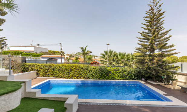 Revente - Villa - Torrevieja - Los Balcones