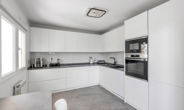 Revente - Villa - Torrevieja - Los Balcones