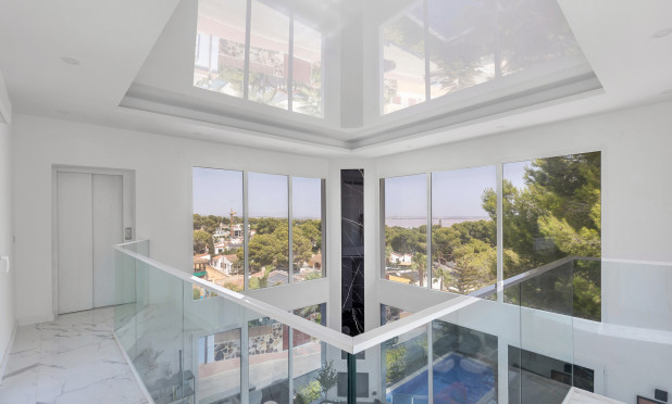 Revente - Villa - Torrevieja - Los Balcones