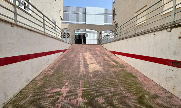 Revente - Garage - Torrevieja - Playa del Cura