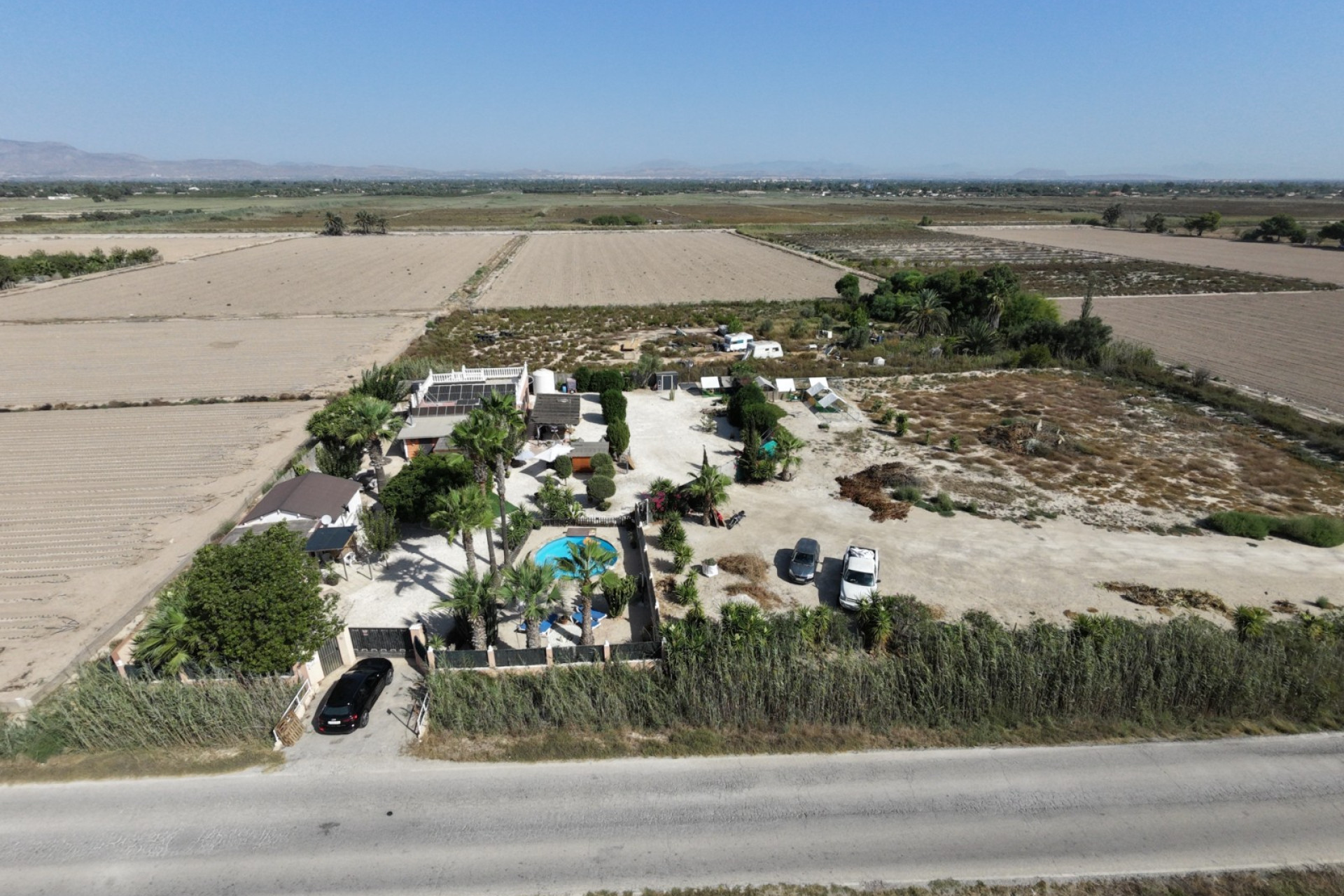 Odsprzedaż - Finca / Nieruchomość wiejska - La Marina - Elche / Elx